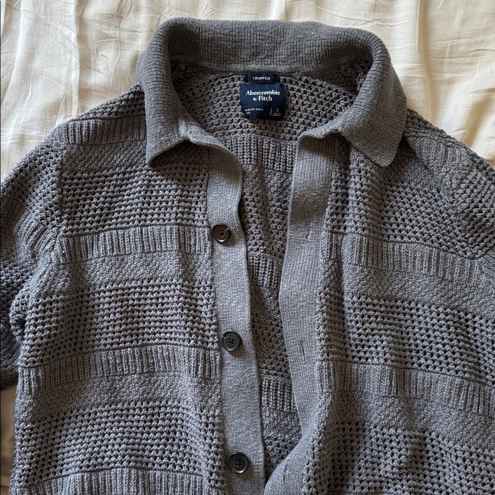 Abercrombie & Fitch Charcoal Button-Up Cardigan - Picture 2 of 3